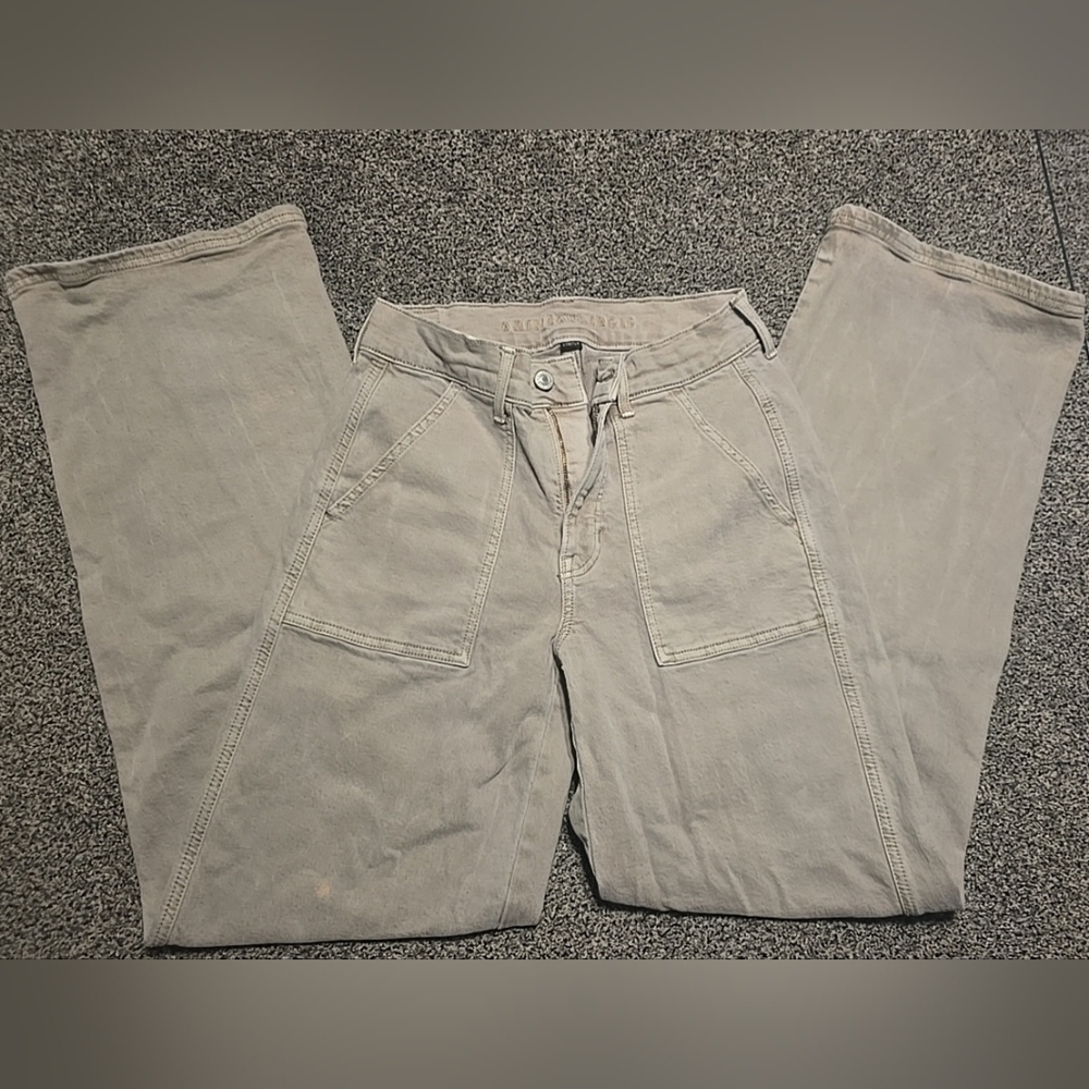 American Eagle Khaki Jeans, Women Size 4, Cargo Wide Leg Skater jeans Flat Front - Picture 1 of 12